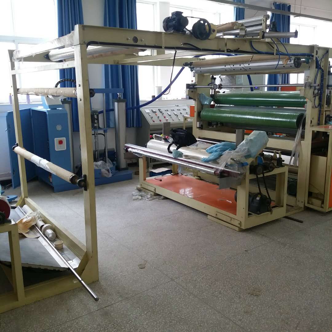 復(fù)合機(jī)廠家生產(chǎn)的復(fù)合機(jī)具有哪些特點(diǎn)？